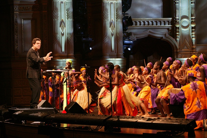 Dirk Brossé + African Children's Choir, Opera House, Vancouver, Canada